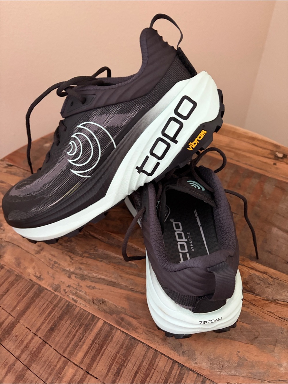 Topo Wonens Trail running shoes